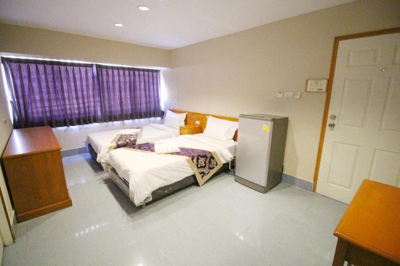 Lee Place Phatthanakan Condo Bangkok Exterior foto
